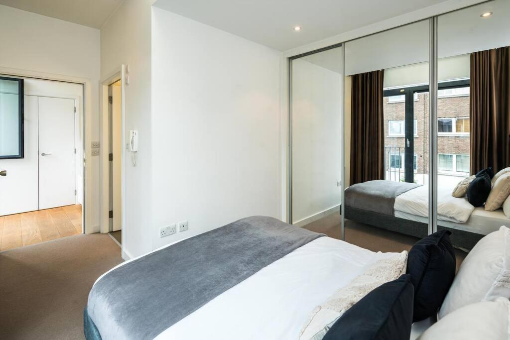 Chic And Spacious Flat Near Bond Street Lägenhet London Exteriör bild