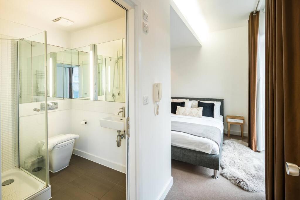 Chic And Spacious Flat Near Bond Street Lägenhet London Exteriör bild
