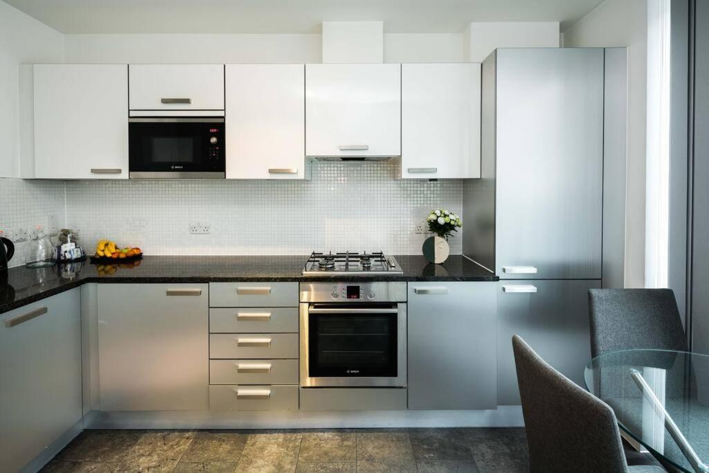 Chic And Spacious Flat Near Bond Street Lägenhet London Exteriör bild